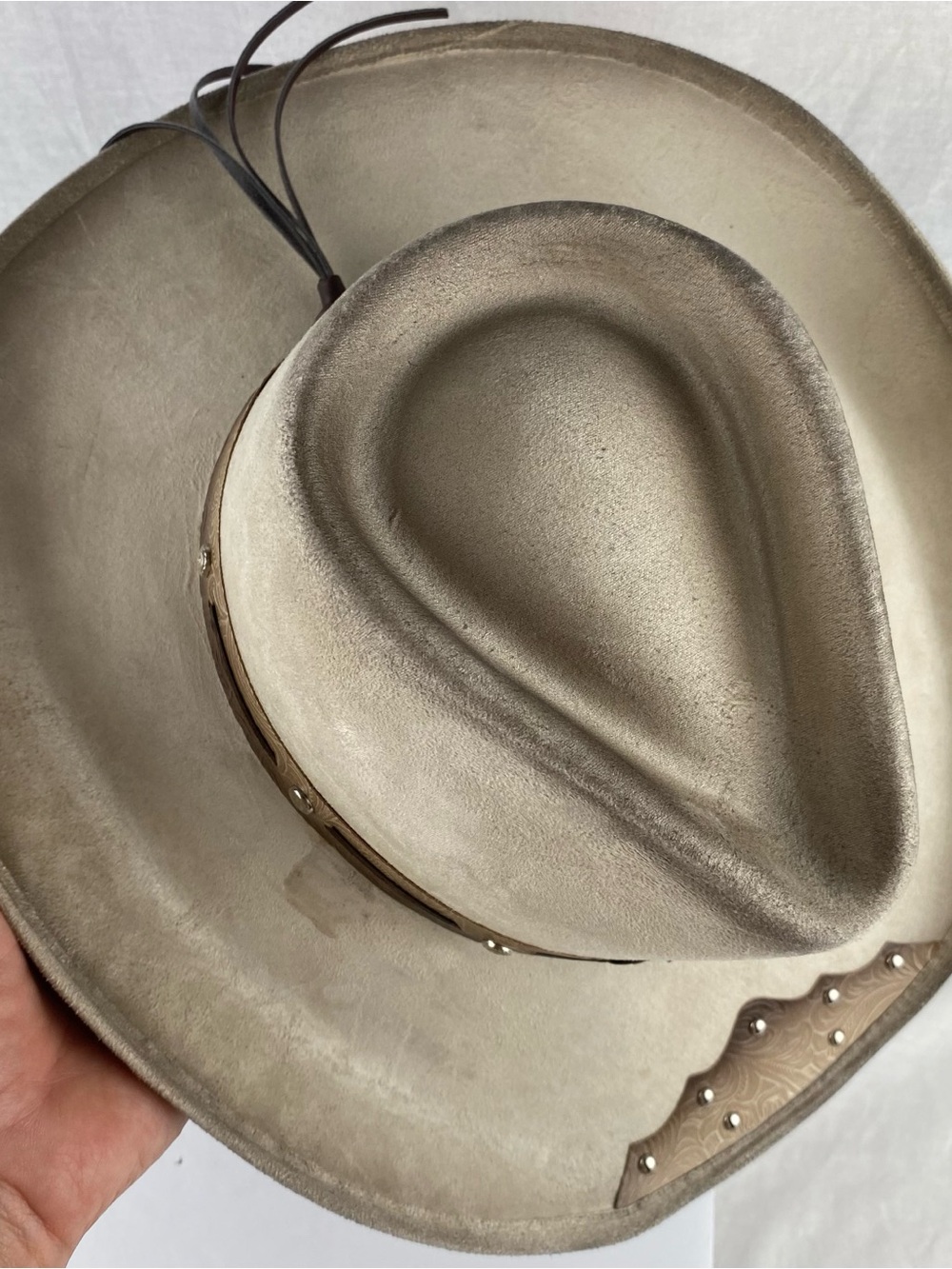 Women's Cream Felt Western Hat with Brown Leather Band - Picture 8 of 9